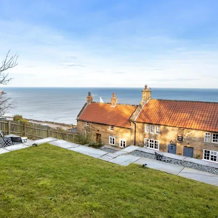 2 Browcote Holiday home
